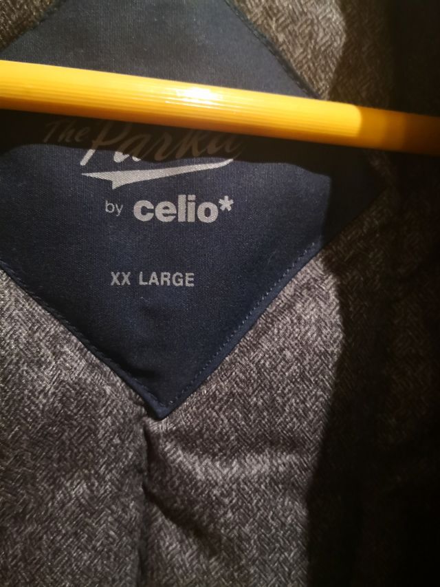Parka abrigo Celio XXL como nuevo