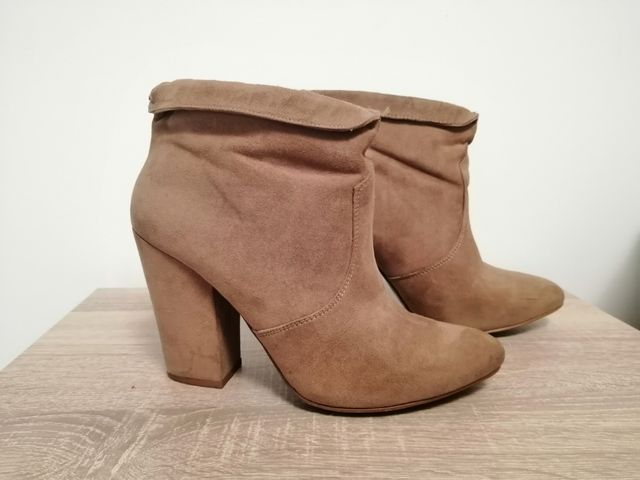 Botas Stradivarius