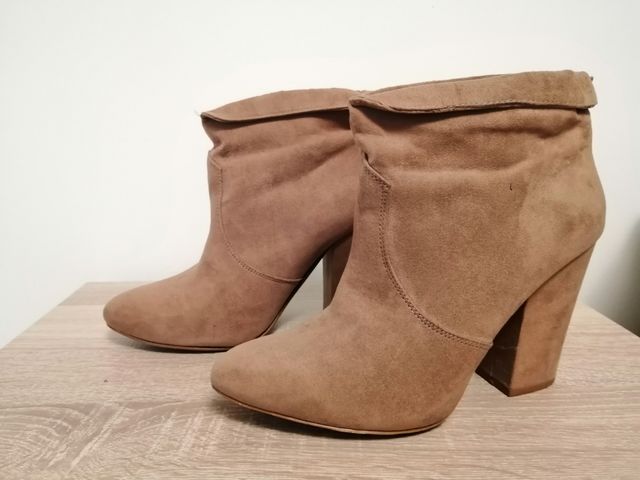 Botas Stradivarius