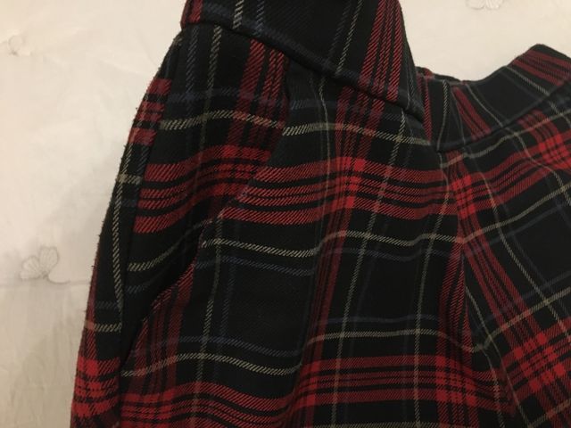 Pantalón nuevo, de Zara, con cuadros