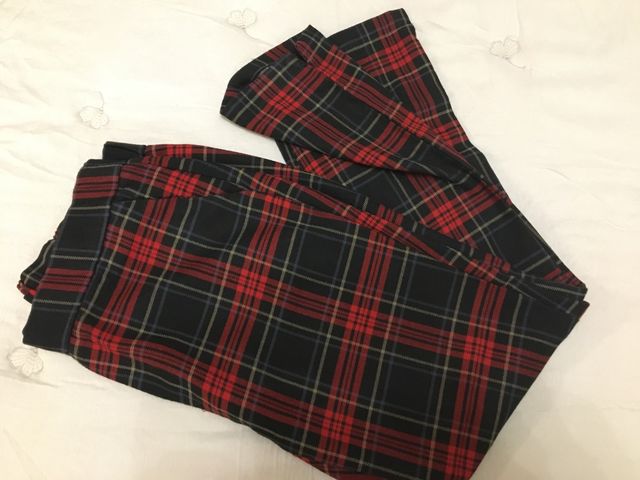 Pantalón nuevo, de Zara, con cuadros