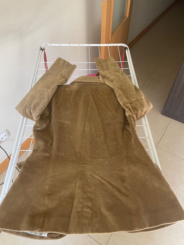 Chaqueta estilo americana de antelina