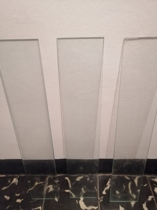 cristales para estantes