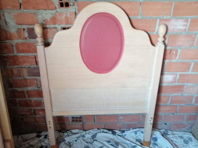 Cabecero y piecero cama con largueros.