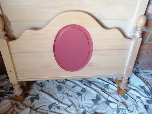 Cabecero y piecero cama con largueros.
