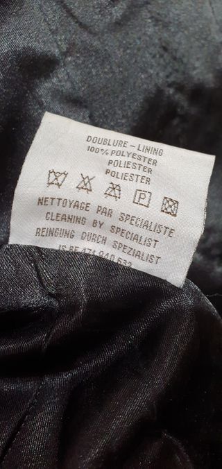  CHAQUETA DE CUERO