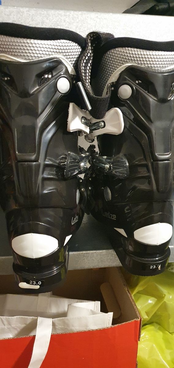 botas de esquí a estrenar