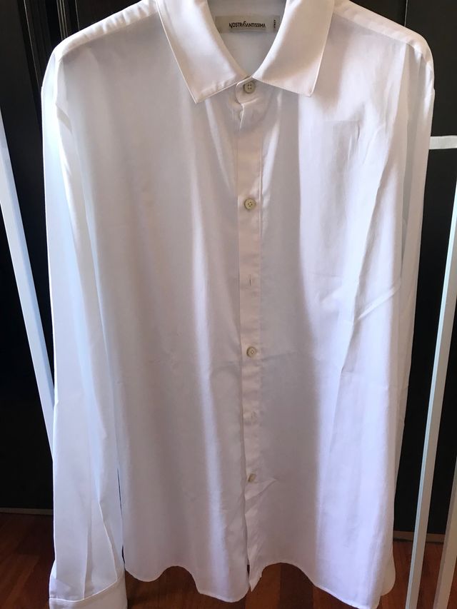 Nostrasantissima camicia bianca