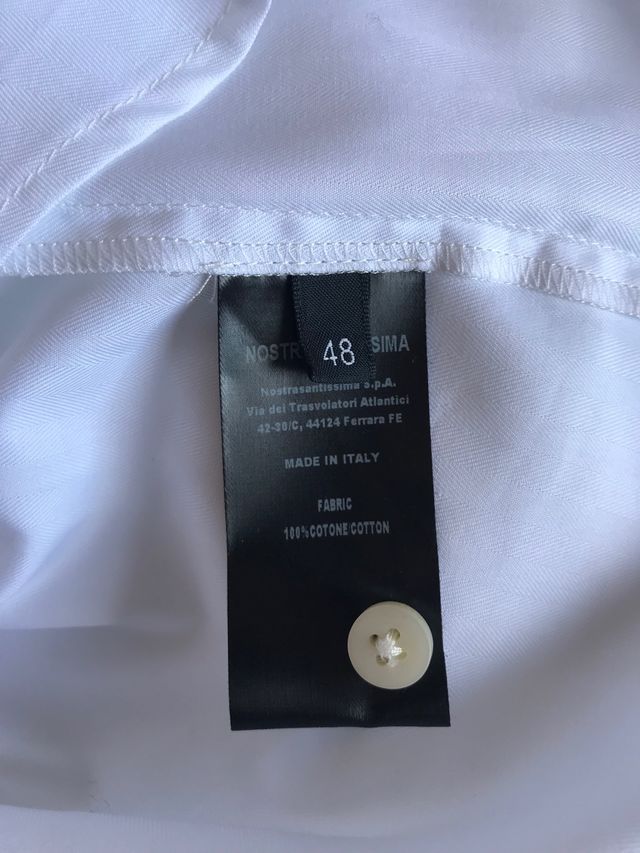 Nostrasantissima camicia bianca