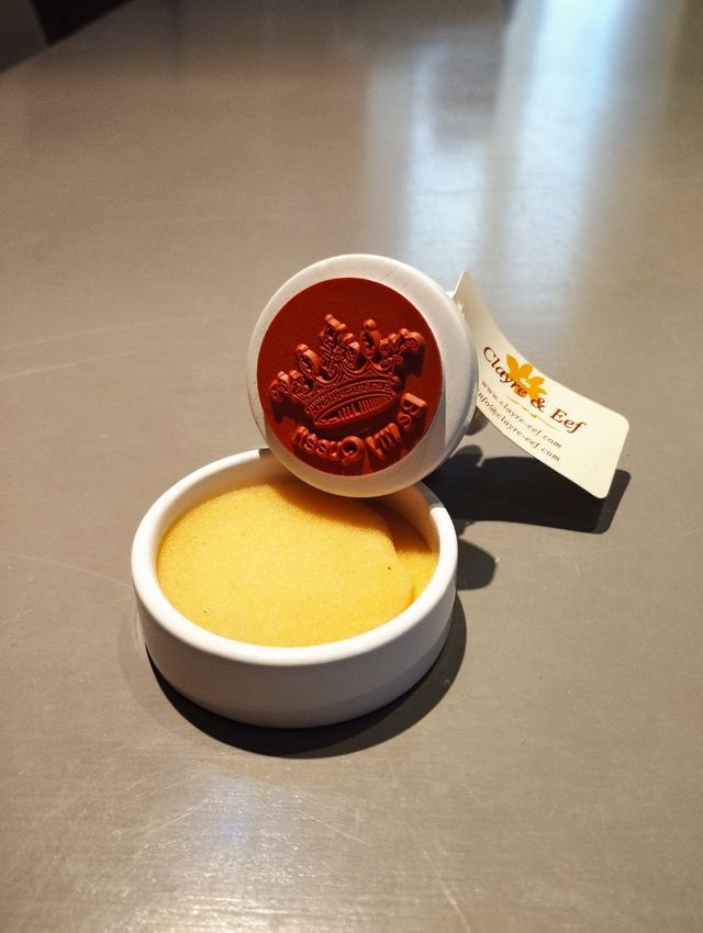 Timbro In Ceramica The Queen