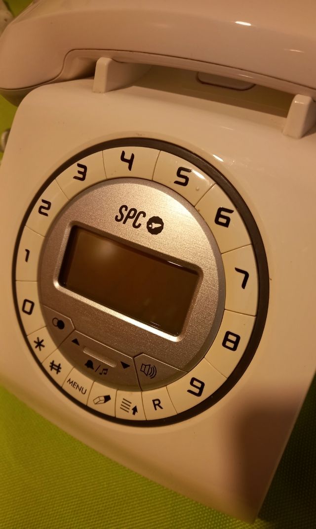 Teléfono SPC