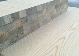 Baldas de madera