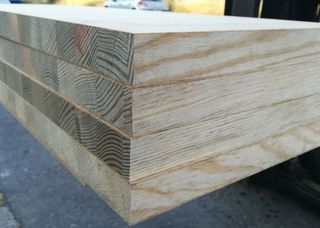 Baldas de madera