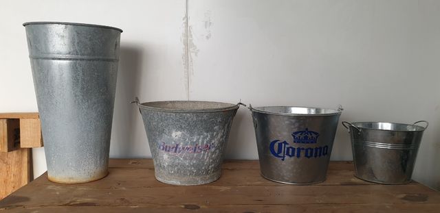 Cubos metálicos