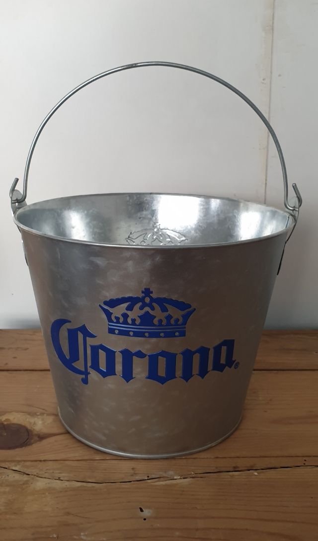 Cubos metálicos
