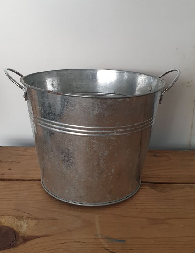 Cubos metálicos