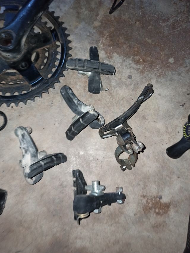 PIEZAS Y COMPONENTES BICICLETA