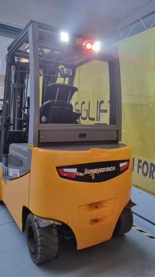Carretilla Elevadora Electrica 3000kg