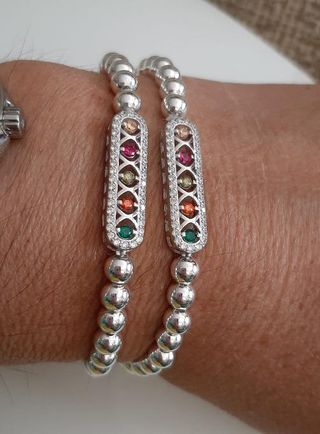 Dos pulseras artesanal eslaticas con piedras 