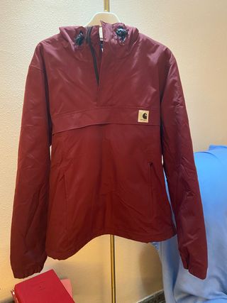 Chaqueta carhartt granate