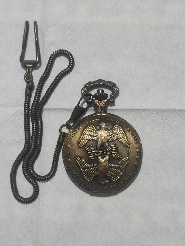 Reloj de bolsillo doble águila