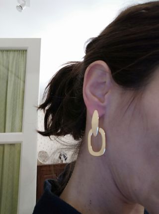 pendientes dorados parfois