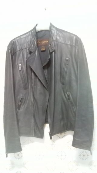 LOUIS VUITTON - CAZADORA BIKER CUERO - GRIS - T.50