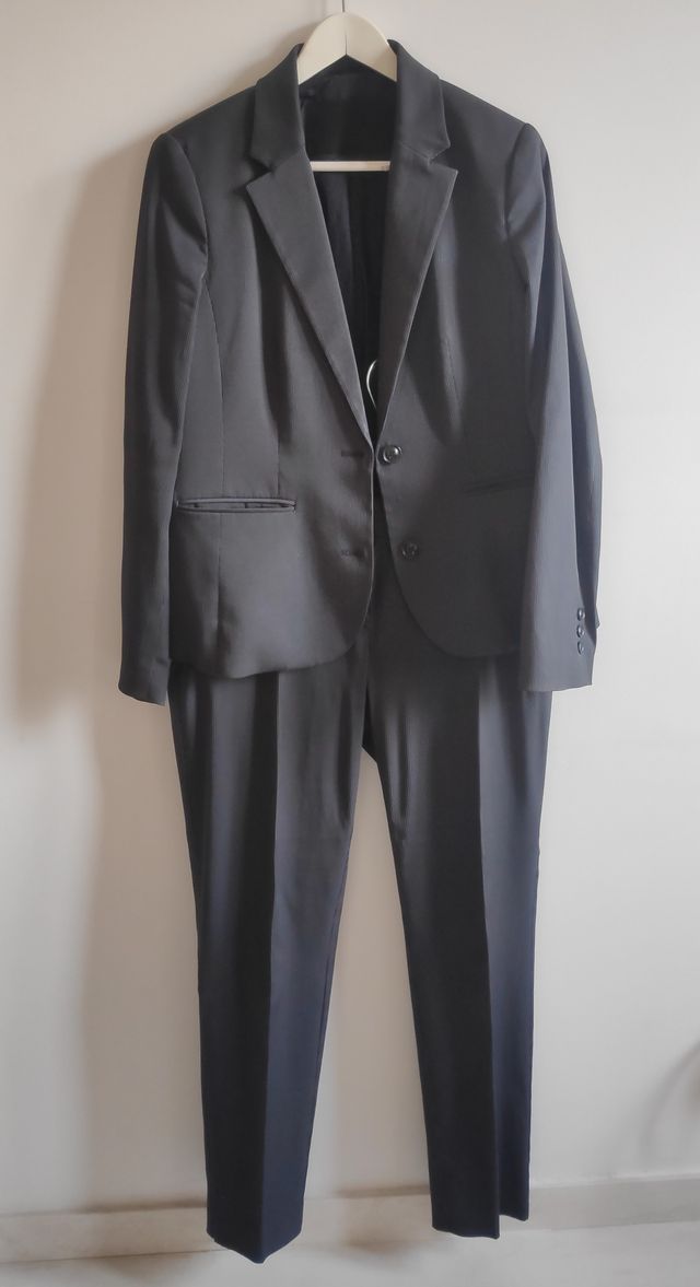 Traje de mujer Azul marino a rayas