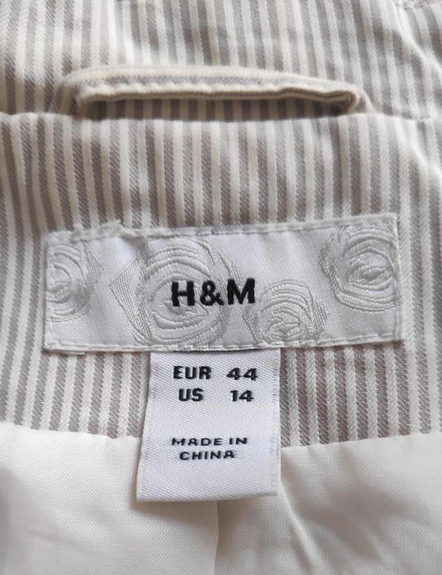 Traje de mujer Crema a rayas