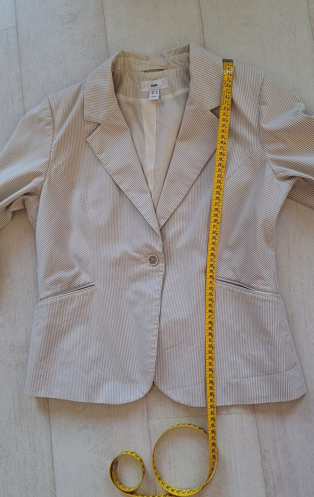 Traje de mujer Crema a rayas