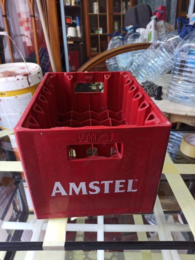 Caja vintang almacenaje botellas Amstel, impecable