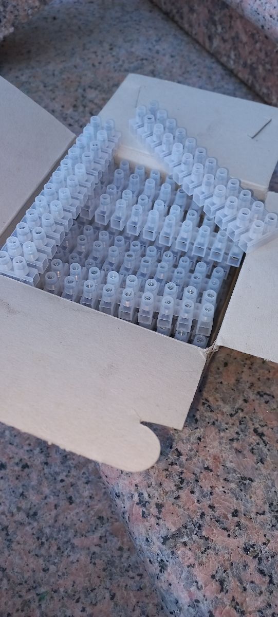 lote clemas fichas electricista y demas material