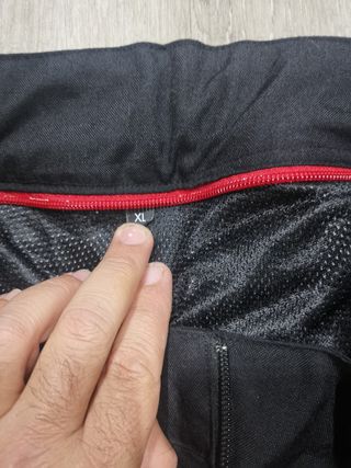 pantalón gordura con protecciones 
