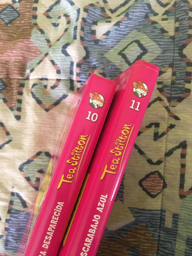 2 libros de la colección de Tea Stilton