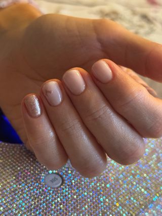 Manicura y Pedicura Semipermanente