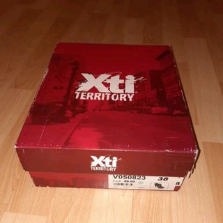 Zapatos abotinados negros