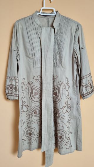 Vestido bordado 