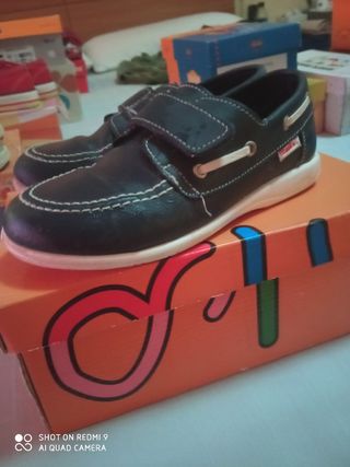 Zapatos niño