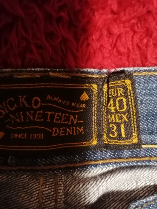 Jeans uomo Sicko 19 con strappi 