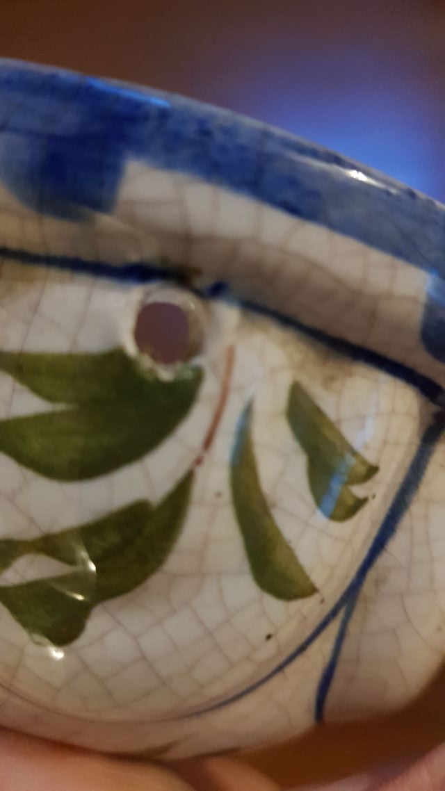 Formella in ceramica dipinta