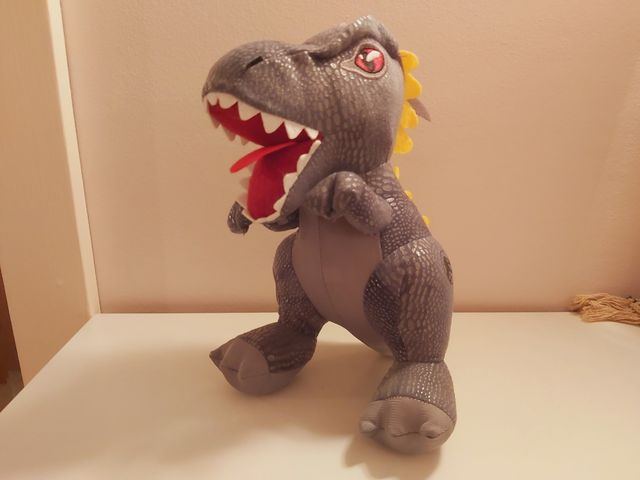 Peluche Indoraptor (Jurassic World)