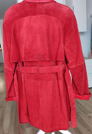 Abrigo rojo,tipo gabardina,piel verdadera,vintage