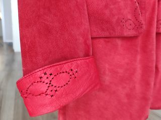 Abrigo rojo,tipo gabardina,piel verdadera,vintage