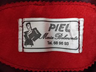 Abrigo rojo,tipo gabardina,piel verdadera,vintage