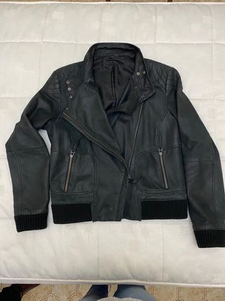 Cazadora biker piel Zara . Xl