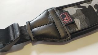 Tracolla per reflex O.n.e. ON-5A