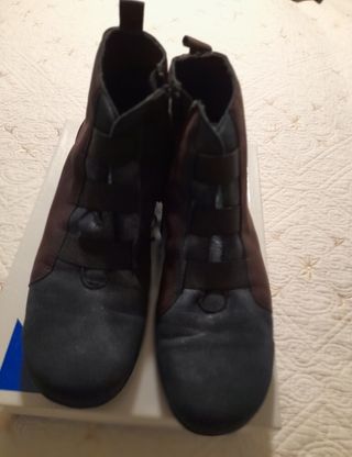 Botines tricolor 