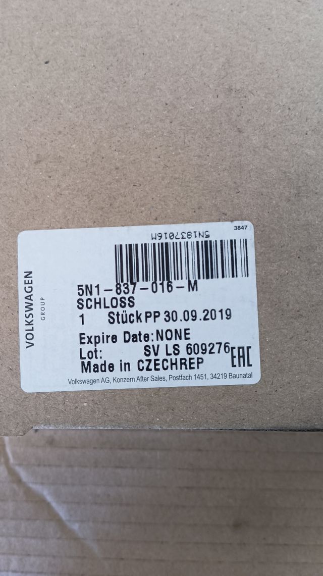 Cerradura de puerta delantera derecha VAG