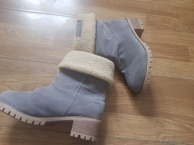 Botas con borreguito 39