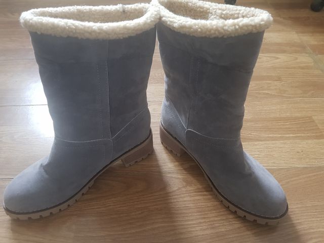 Botas con borreguito 39